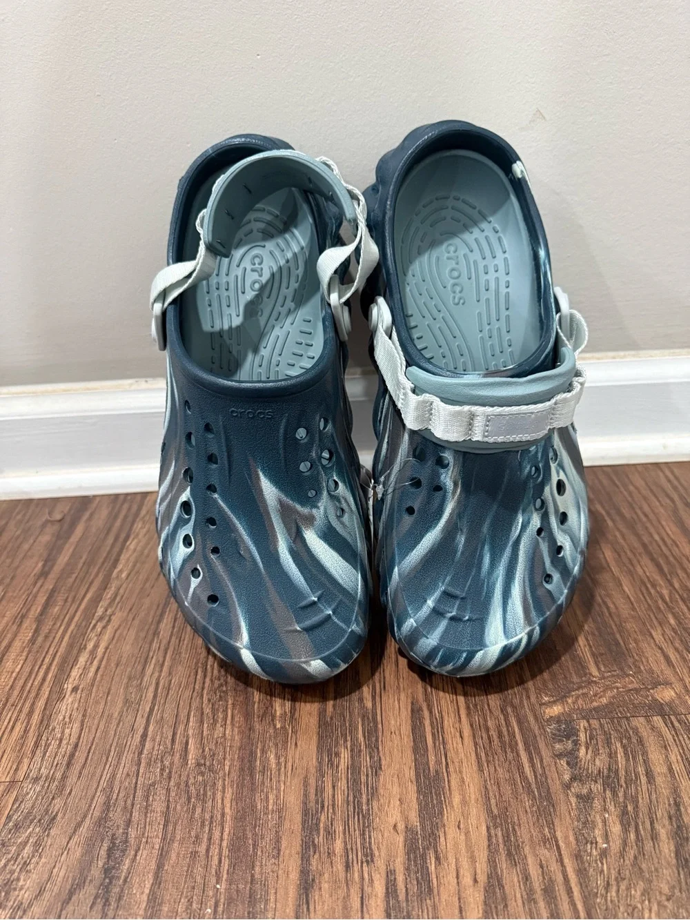 NWT Men’s Crocs Echo Marble Navy Gray Tie-Dye Classic Clog